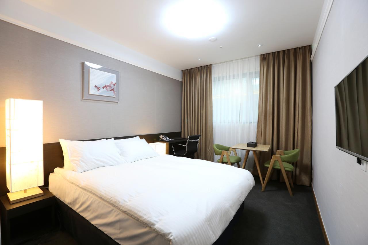 Benikea Premier Hotel Dongdaemun Szöul Kültér fotó
